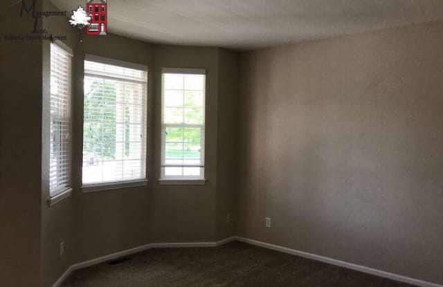 10027 Sylvestor Road Gallery 4