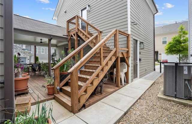 1825 Sanford Drive NW Gallery 3