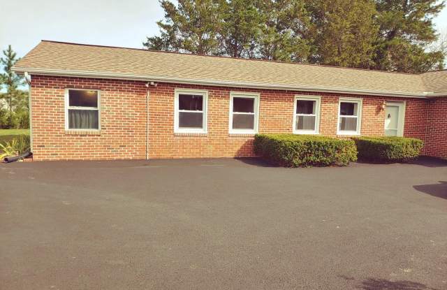 27898 OLD VILLAGE Road Gallery 1
