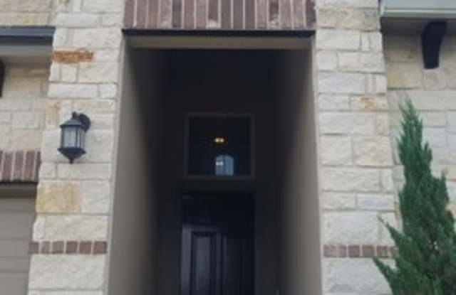 21214 Capri Oaks Gallery 2