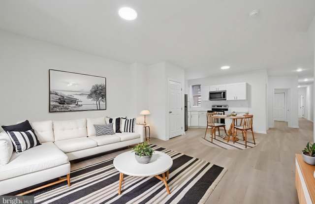 5431 WALNUT Street unit: 2 photos photos