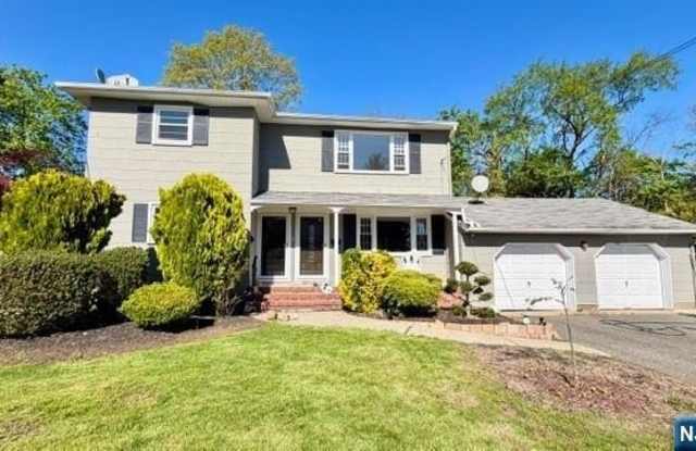 34 Myrtle Avenue 2 photos photos