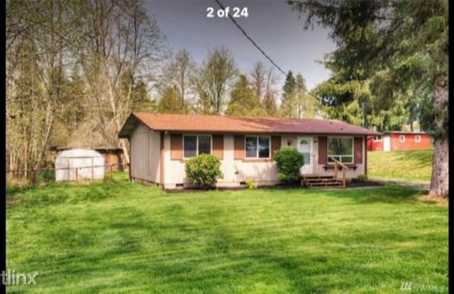 2621 80th St E - 2621 80th Street East, Waller, WA 98404