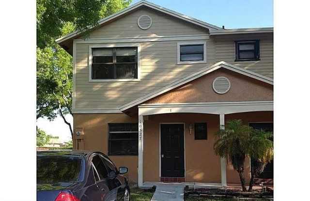 10527 NW 8th St - 10527 Northwest 8th Street, Pembroke Pines, FL 33026