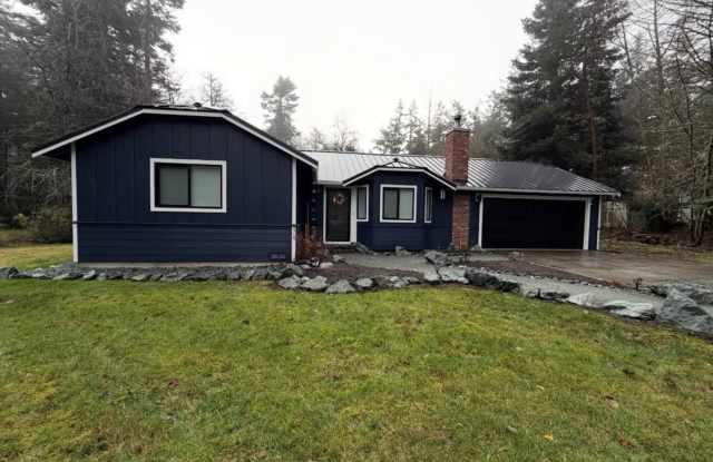 Lovely Single Level Rambler with Custom Finishes and Pet Friendly! photos photos