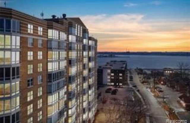 250 E HARBORTOWN DR # 30/404 - 250 E Harbortown Dr 30/404, Detroit, MI 48207