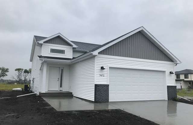 4 bed 2 bath Single Family Home photos photos 4 bed 2 bath Single Family Home photos photos