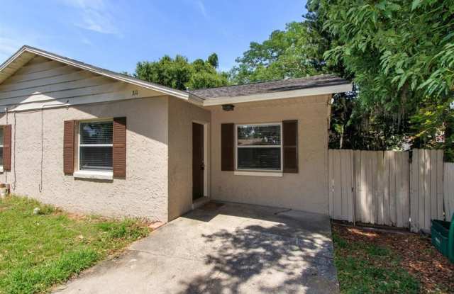 1/2 Duplex, Historic Longwood area photos photos