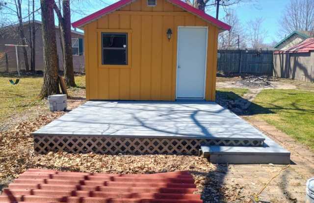 Charming 1BR House in Prescott - 4290 South Lake Road, Ogemaw County, MI 48756