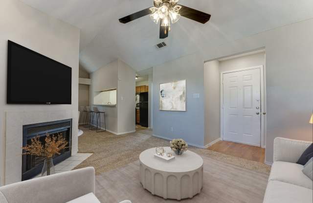 Towne Centre Village Gallery 3