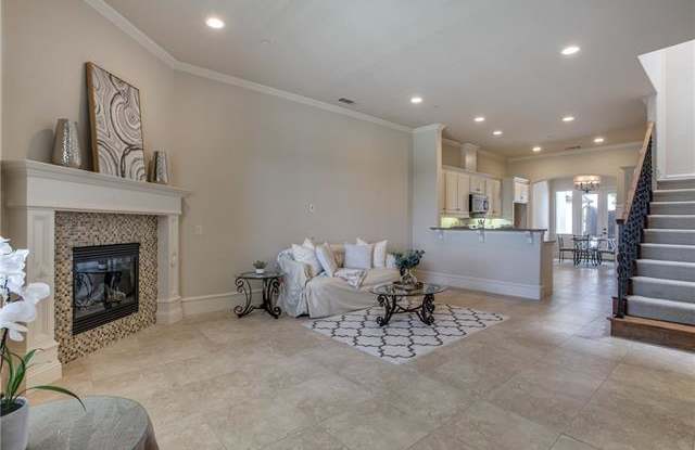 6812 Francesca Lane Gallery 4