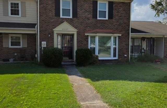 2187 Westbury Court SW Gallery 1