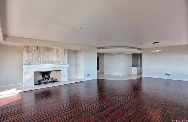 2719 Pebble Drive Gallery 4
