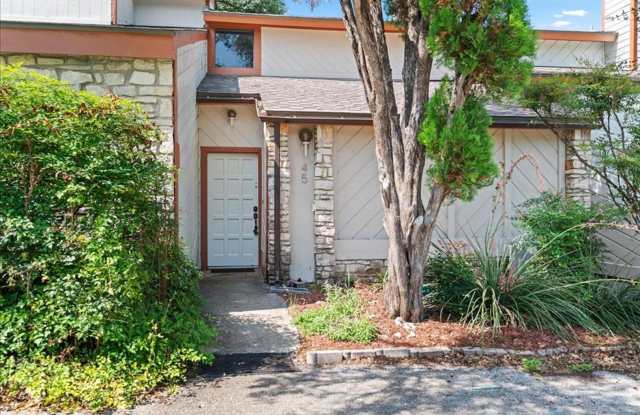 45 Cypress Fairway Vlg, Wimberley, Texas 78676 Gallery 1