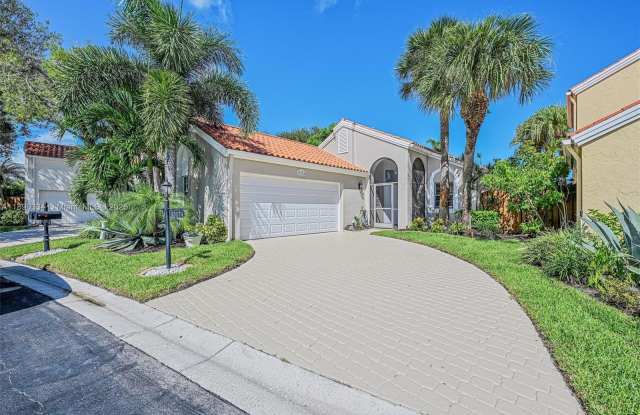 13174 La Lique Ct photos photos