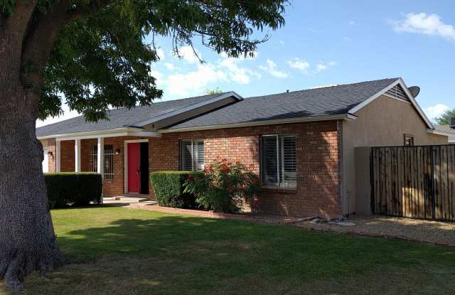 3511 E DAHLIA Drive Gallery 4