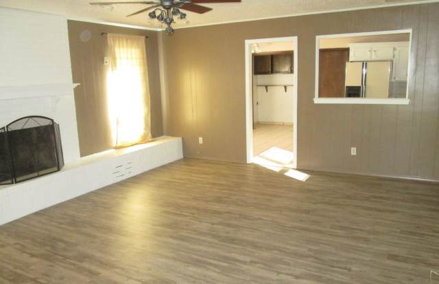 1605 Ridgemont Circle Gallery 3