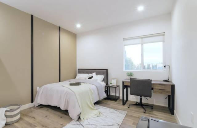 1455 W 36th Street - Co-Living photos photos