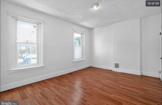 2032 Edgmont Avenue Gallery 3