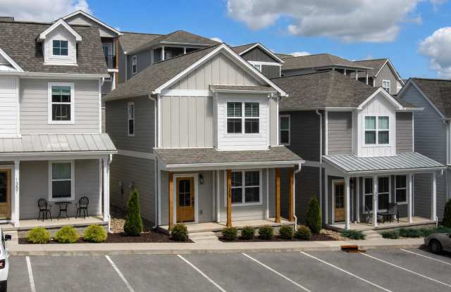 One Month Free | 3-Bedroom Home at Highbury photos photos