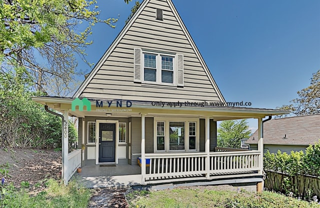 2400 E Helen St - 2400 East Helen Street, Seattle, WA 98112