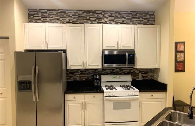 1672 Tarpon Bay Drive S Gallery 2