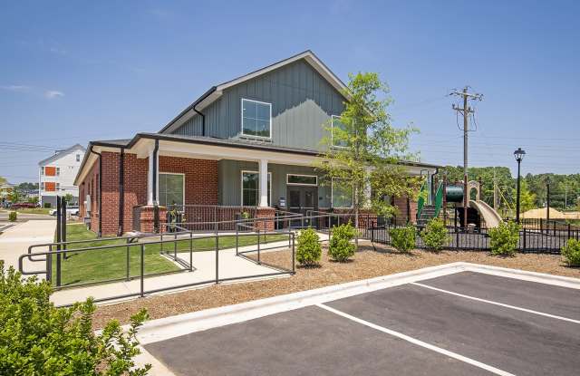 Affordable Housing - Middle Creek Lofts Gallery 2