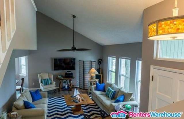11434 Beacon Drive N Gallery 4
