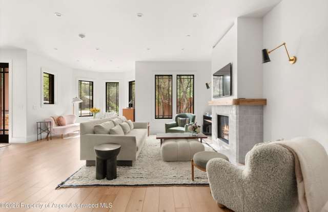 1263 Bunny Court Gallery 3