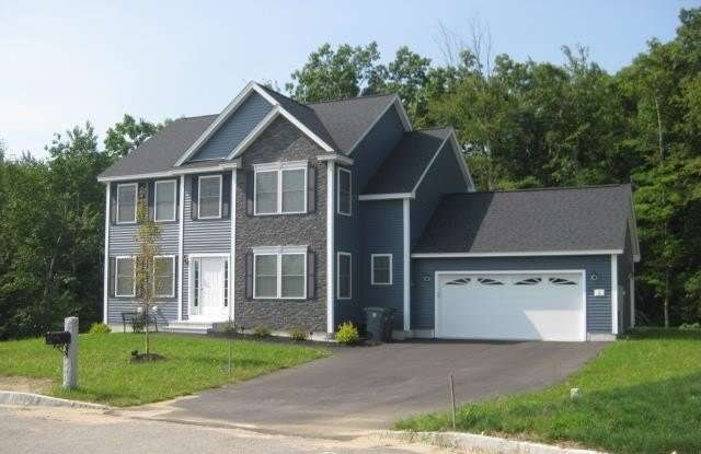 5 Alumni Drive - 5 Alumni Drive, Hooksett, NH 03106