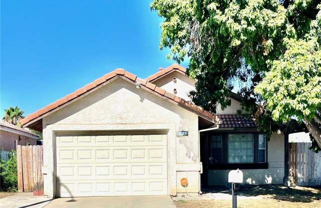 1005 Lilac Street - 1005 Lilac Street, Hemet, CA 92545