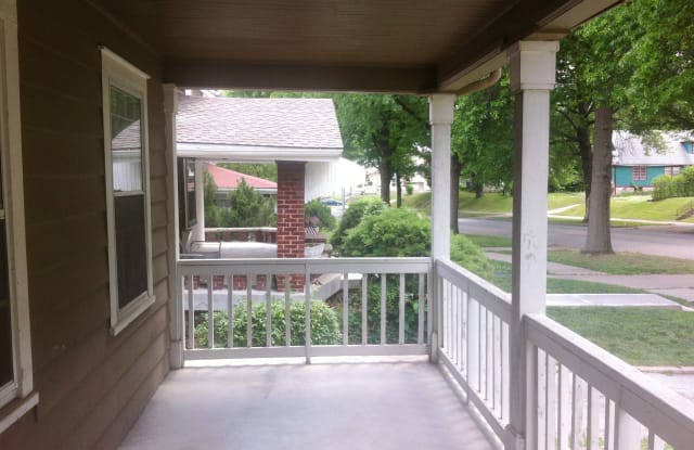 4423 Benton Blvd - 4423 Benton Boulevard, Kansas City, MO 64130