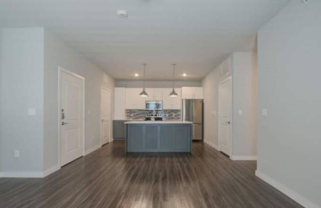 2247 Independence Dr Gallery 1