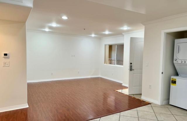 Spacious 2 bedroom condo in Van Nuys photos photos