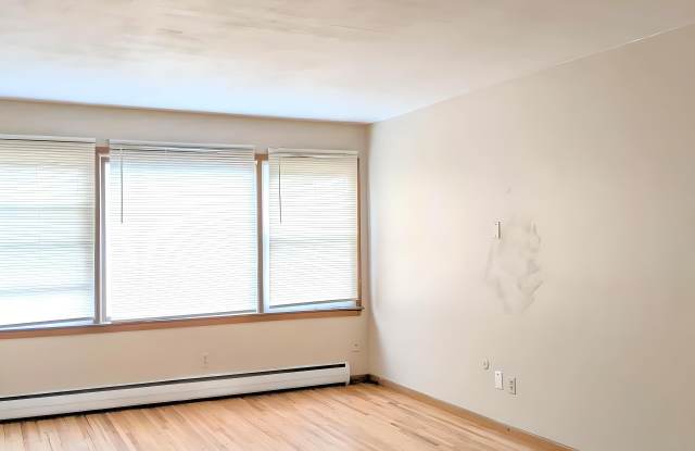 1286 Magnolia Ave E #102 Gallery 3