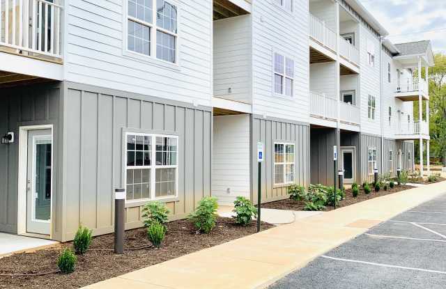 1235 Kenilwood Way photos photos