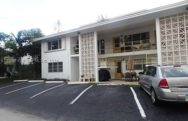3212 Colony Club Rd Gallery 1