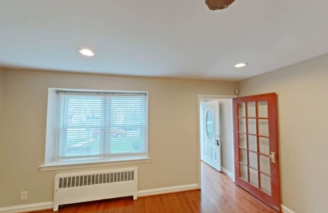 8214 Williams Ave Philadelphia, PA 19150 Gallery 3