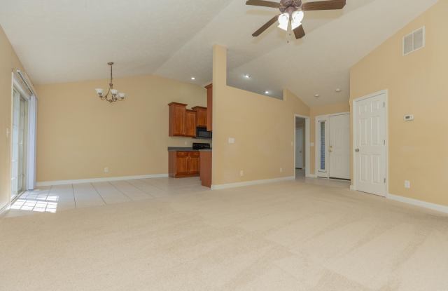 10599 Tecumseh Drive Gallery 3