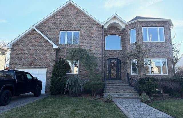 316 Roxbury Road S photos photos