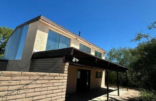 2512 N Goyette Avenue photos photos