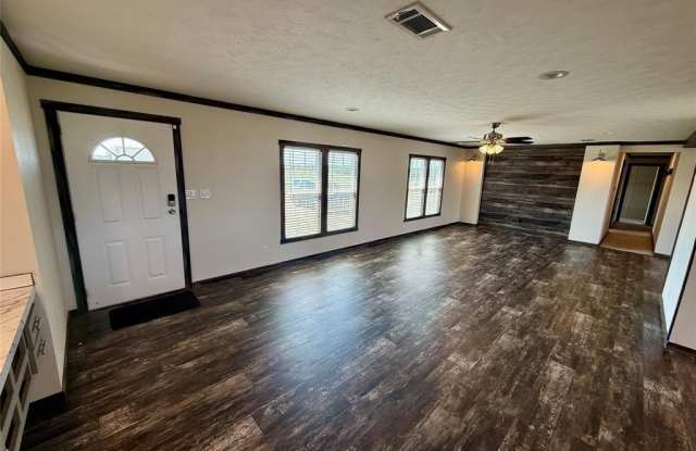 206 Scarlett Road photos photos
