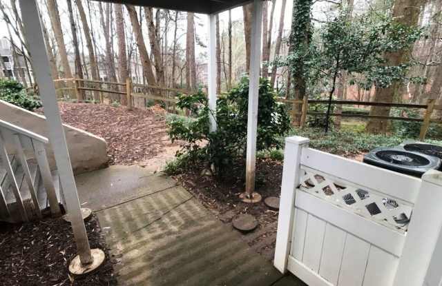 905 Wynnes Ridge Circle Gallery 3
