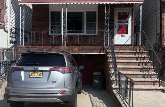 696 AVENUE E photos photos