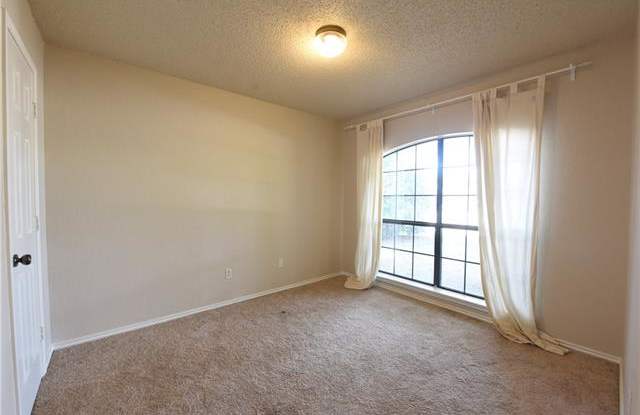 2520 Laurelhill Lane Gallery 2