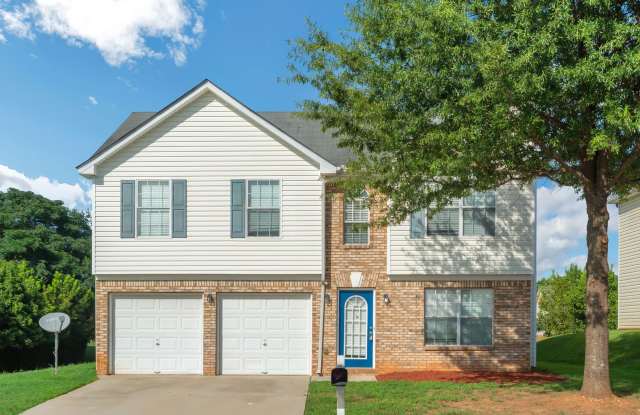 Impressive 4 bed, 2.5 bath Home. photos photos
