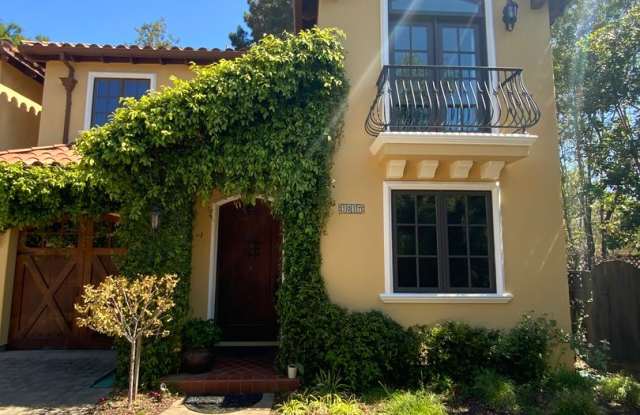 Charming 3 Bedroom Townhome Available in Menlo Park! - 1017 Santa Cruz Avenue, Menlo Park, CA 94025 Charming 3 Bedroom Townhome Available in Menlo Park! - 1017 Santa Cruz Avenue, Menlo Park, CA 94025