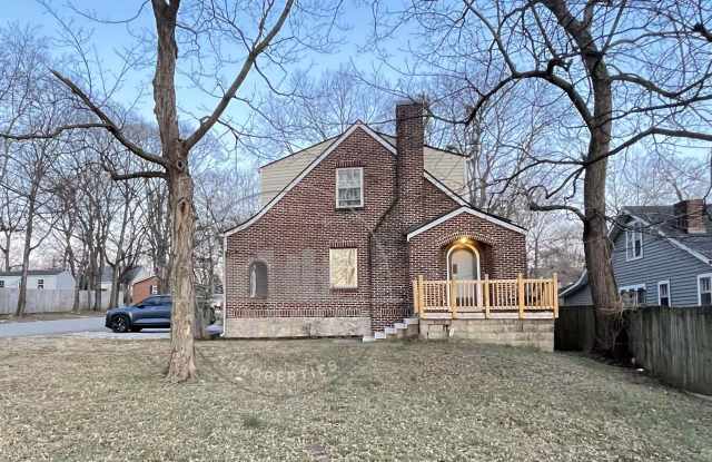 1341 Meridian St photos photos