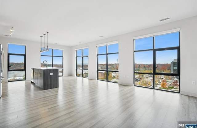 300 Market Street 422 - 300 Market Street, Montvale, NJ 07645 300 Market Street 422 - 300 Market Street, Montvale, NJ 07645