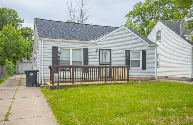 3 Bedroom/1 bath Single House!! photos photos
